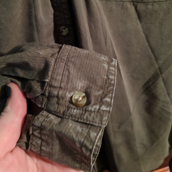 Maurice's olive green button up shirt - Picture 3 of 3